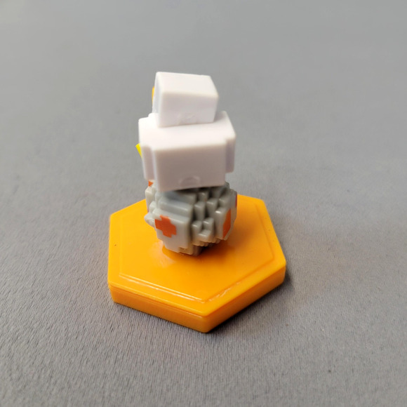 Minecraft Earth Boost Mini Chicken Figure Mattel 2019 Yellow Hex Base GXT42 Toy - Picture 3 of 8